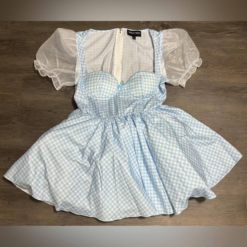 NWOT Trickz N’ Treatz Dorothy Dress